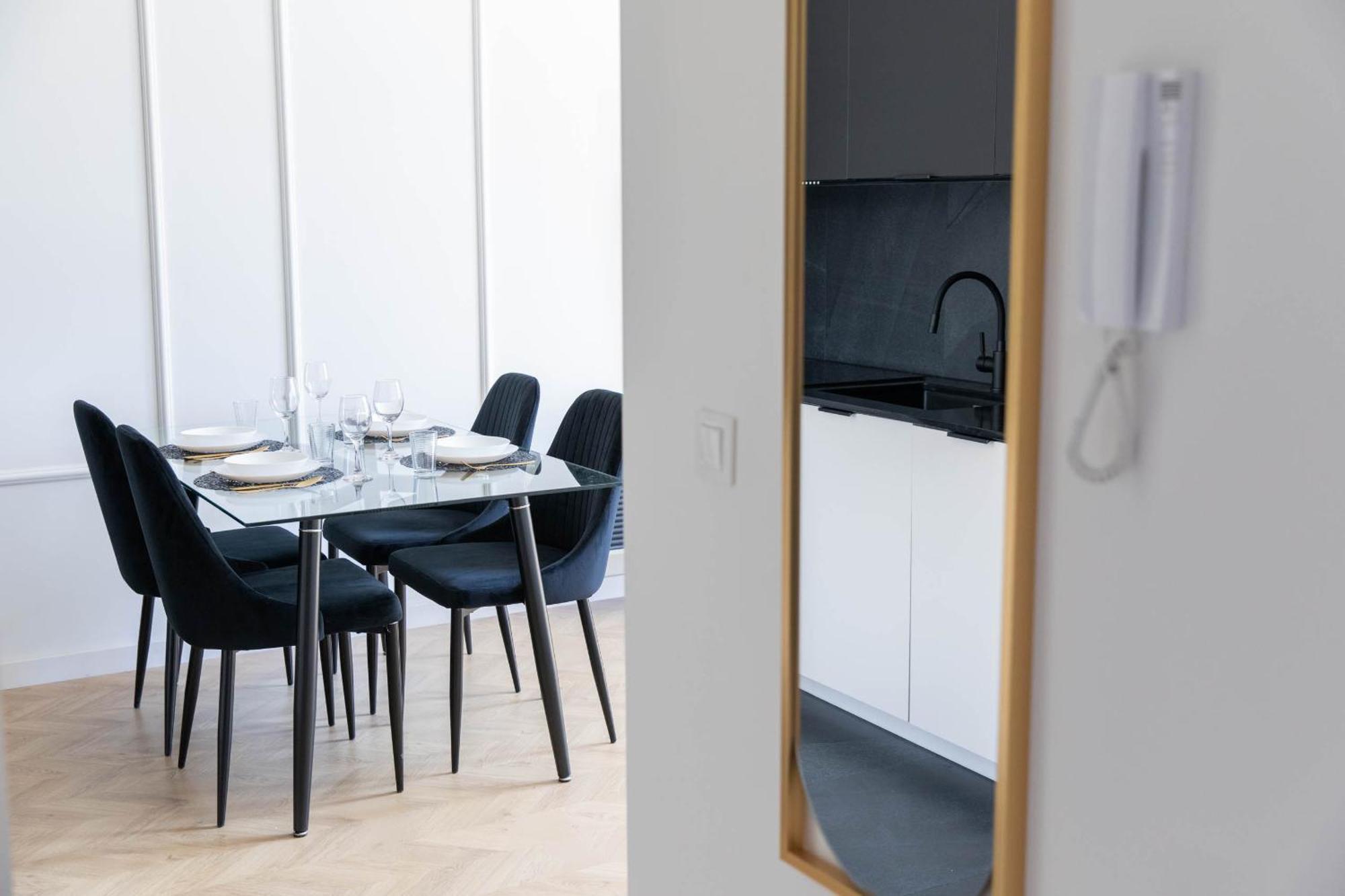 Ferienwohnung Apartament Old Town Premium Z Balkonem Kłodzko Exterior foto